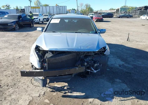 2012 Chrysler 200 Touring из США, поврежденный, VIN 1C3CCBBB4CN299051